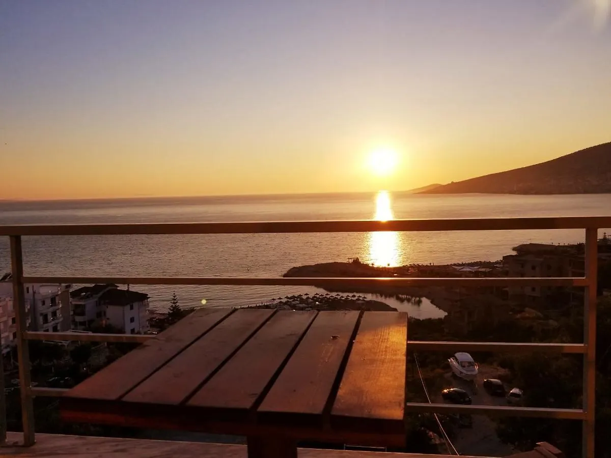 Sunrise Hotel Saranda 4*,